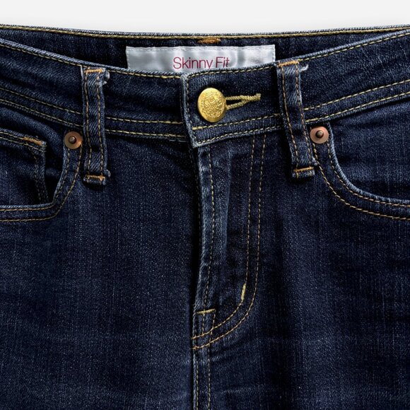 UNIQLO Mid Rise Straight Leg Jeans Dark Wash Size 23 Stretch 32.75 Inseam - Picture 3 of 7